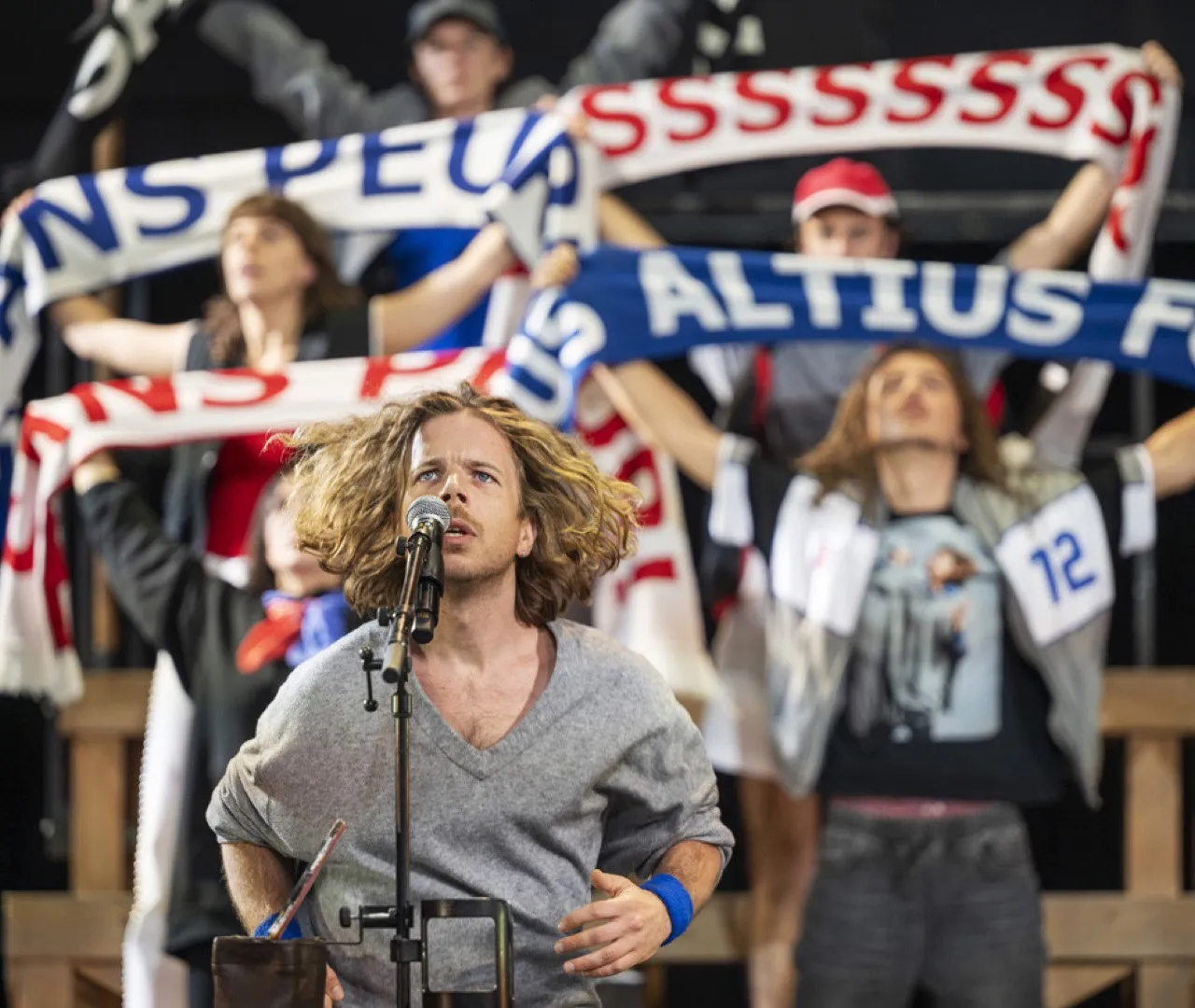 One song. Histoire(s) du théâtre IV