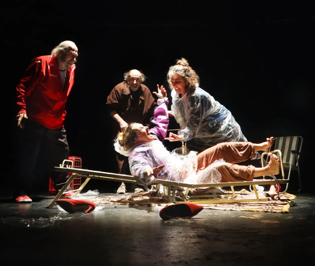 Todos los ángeles alzaron el vuelo